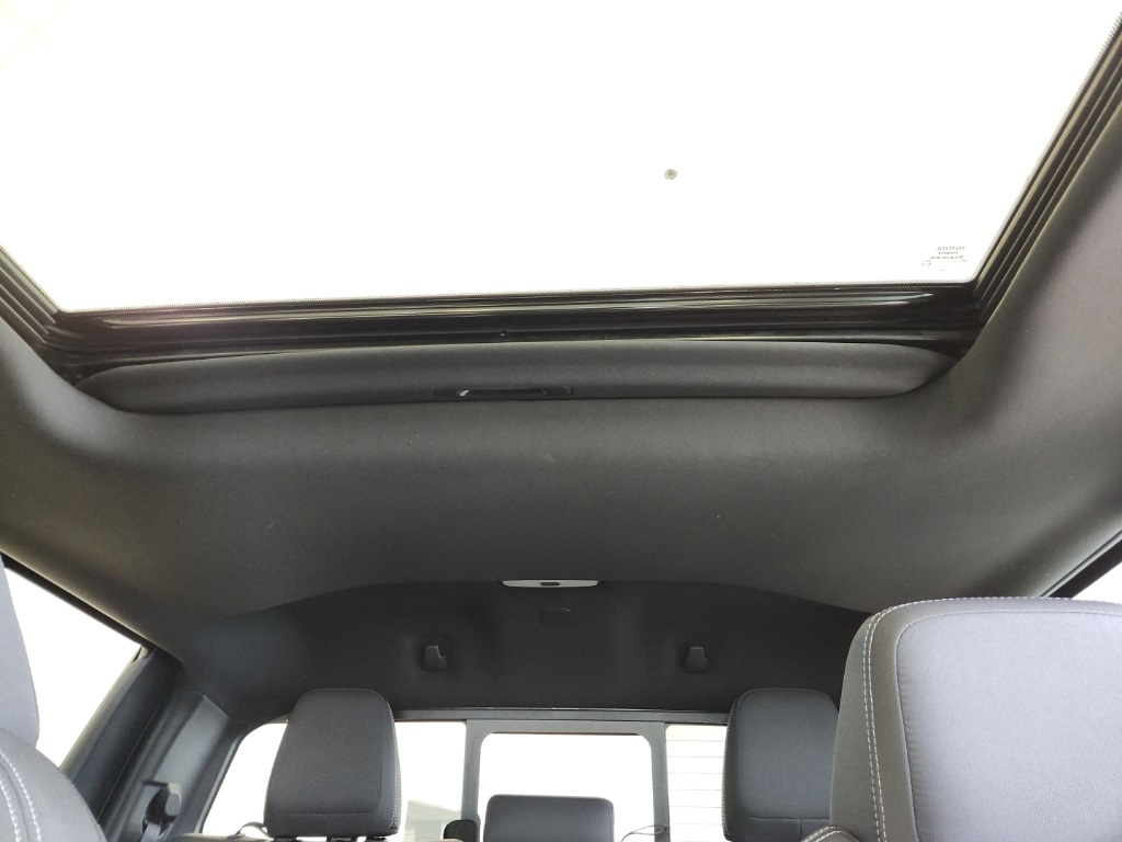 Vehicle image 12 of 29