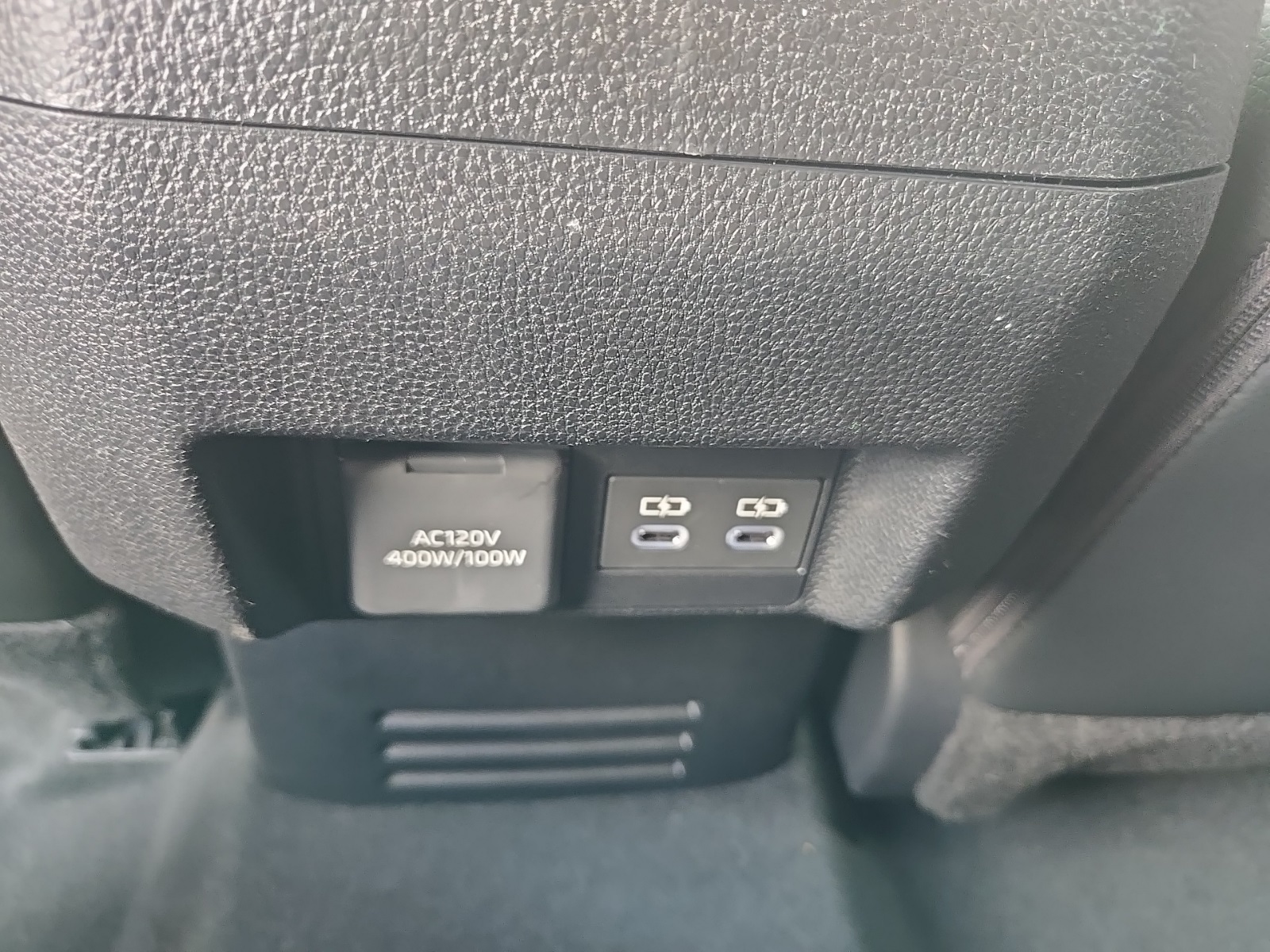 Vehicle image 28 of 53