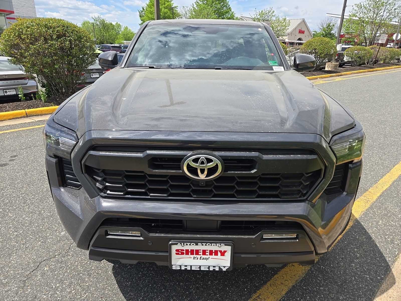 Vehicle image 8 of 53