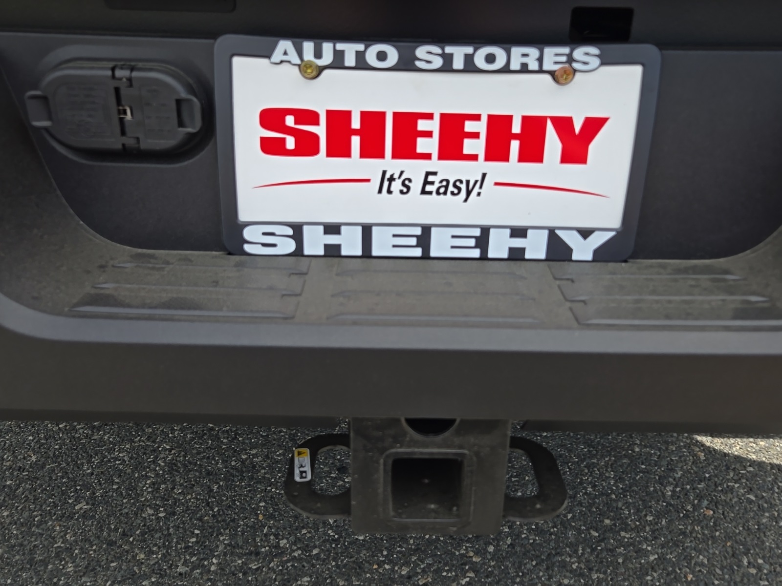 Vehicle image 10 of 53