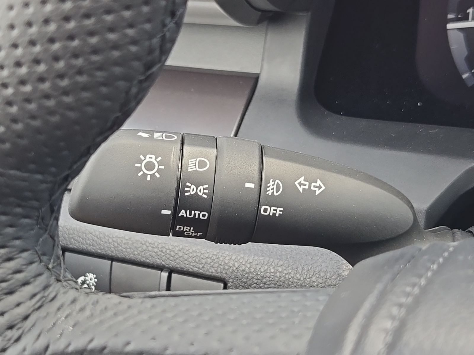 Vehicle image 36 of 53