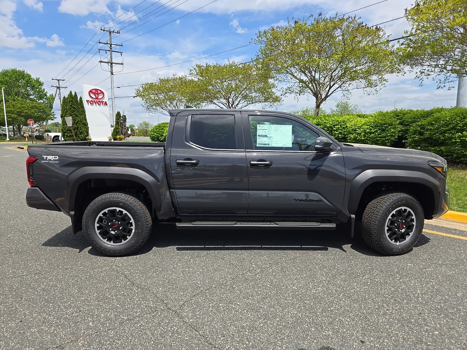 Vehicle image 6 of 53