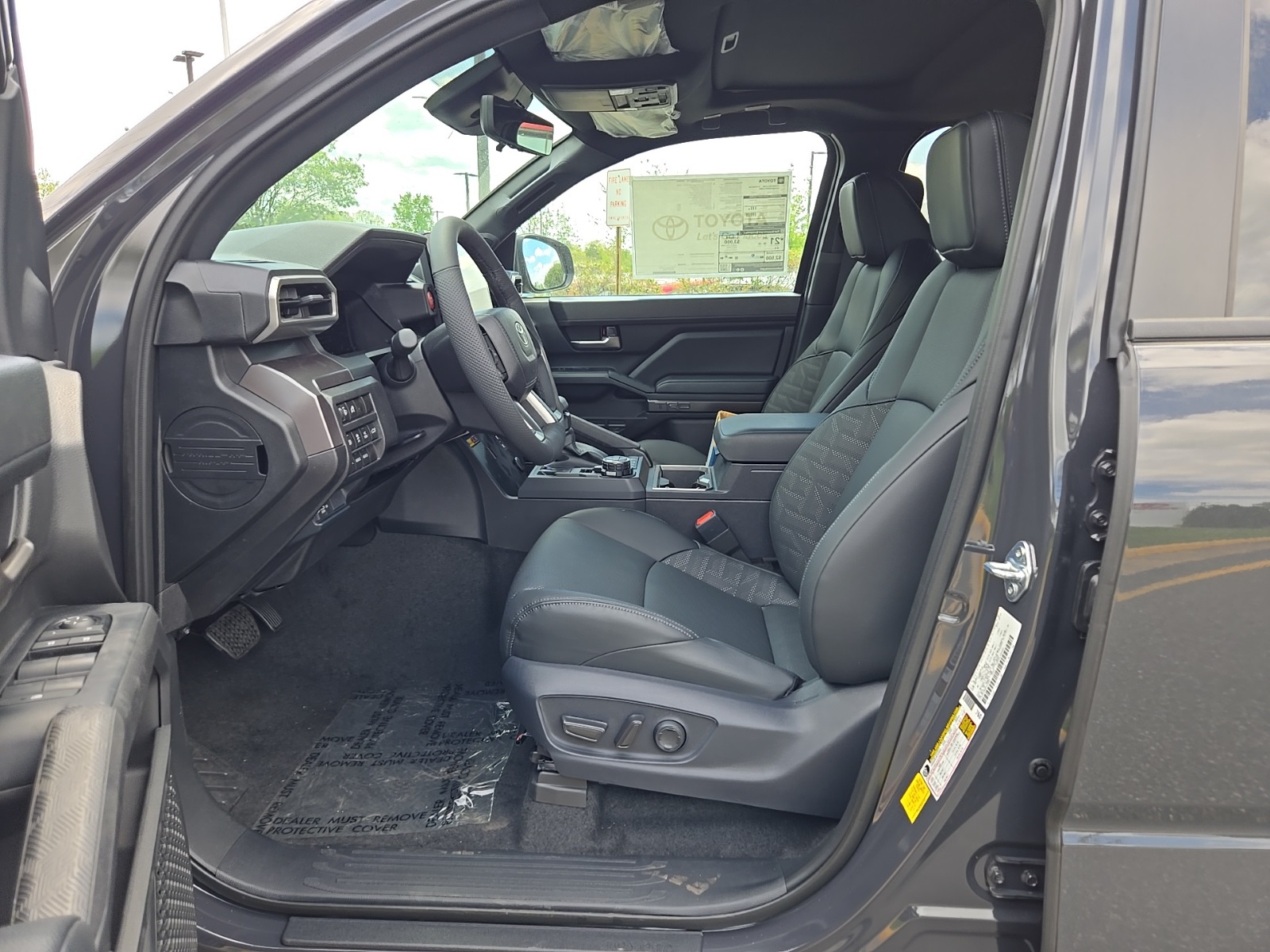 Vehicle image 29 of 53