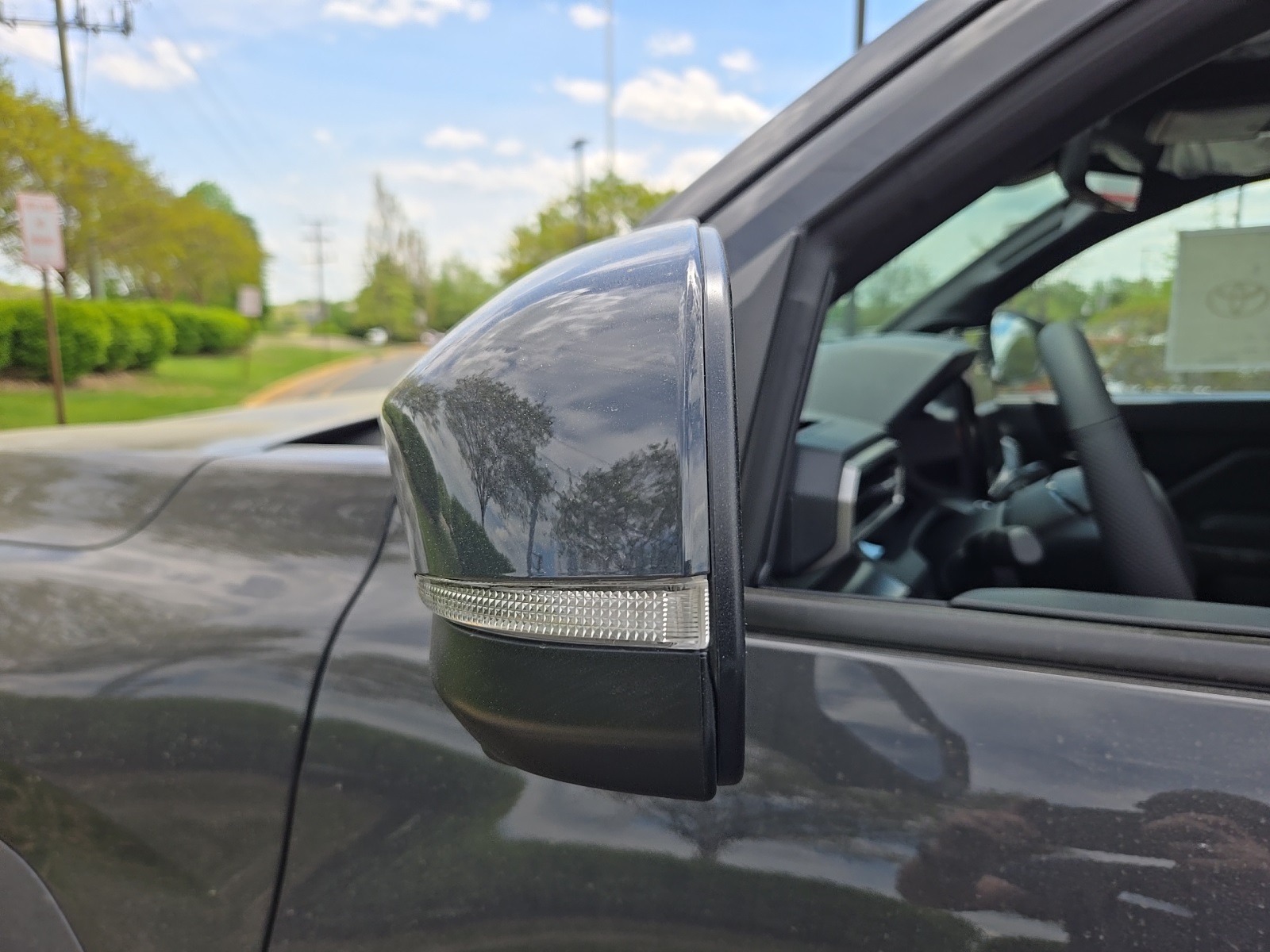 Vehicle image 20 of 53