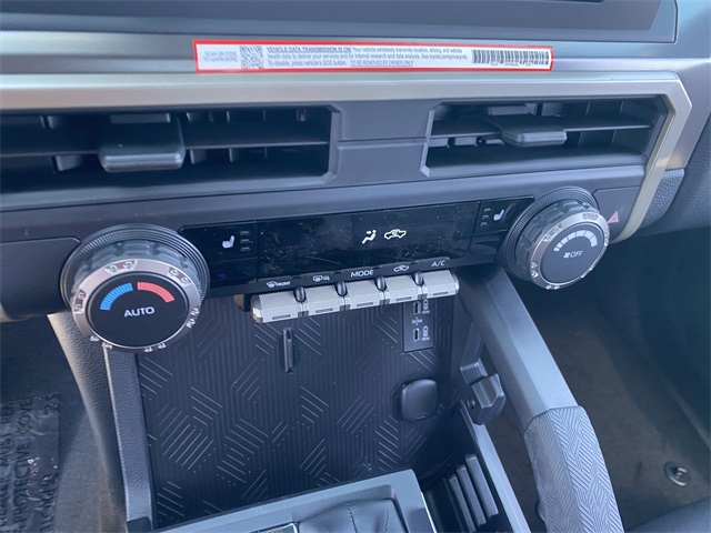 Vehicle image 20 of 27