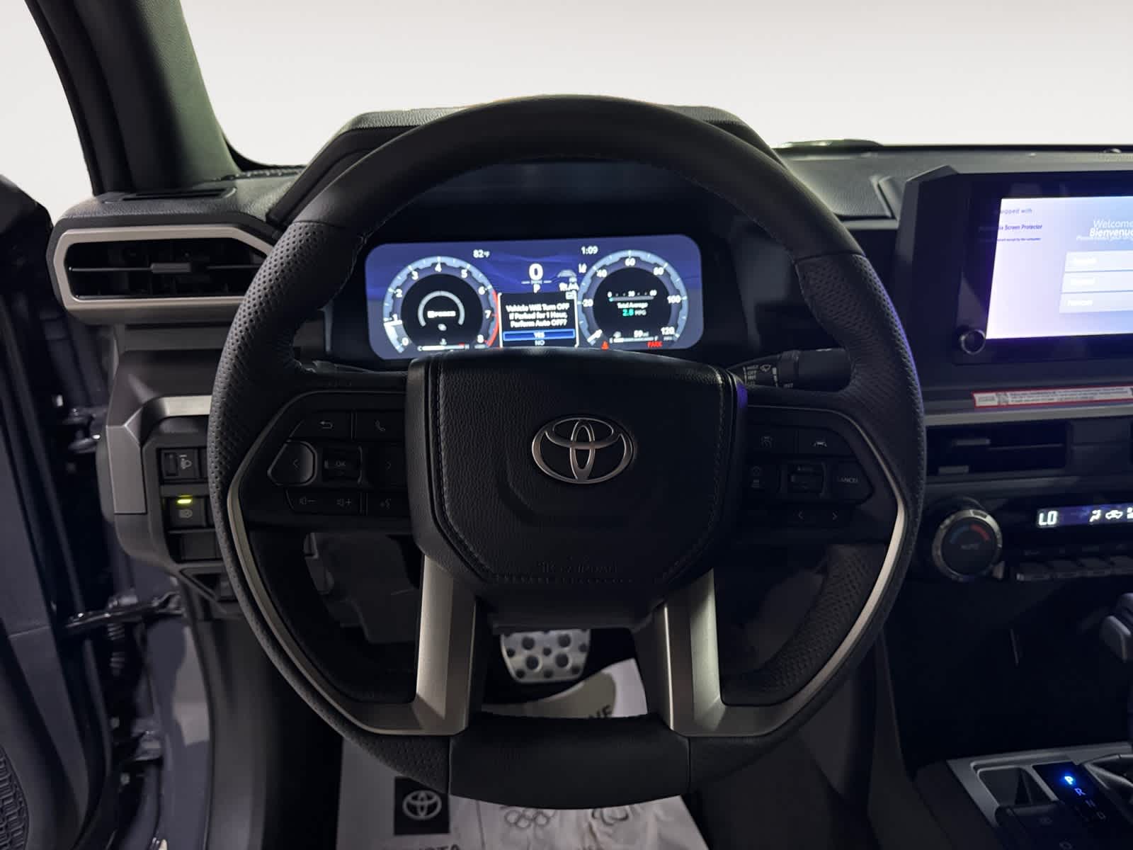 2025 Toyota Tacoma TRD Sport Image 16 of 17