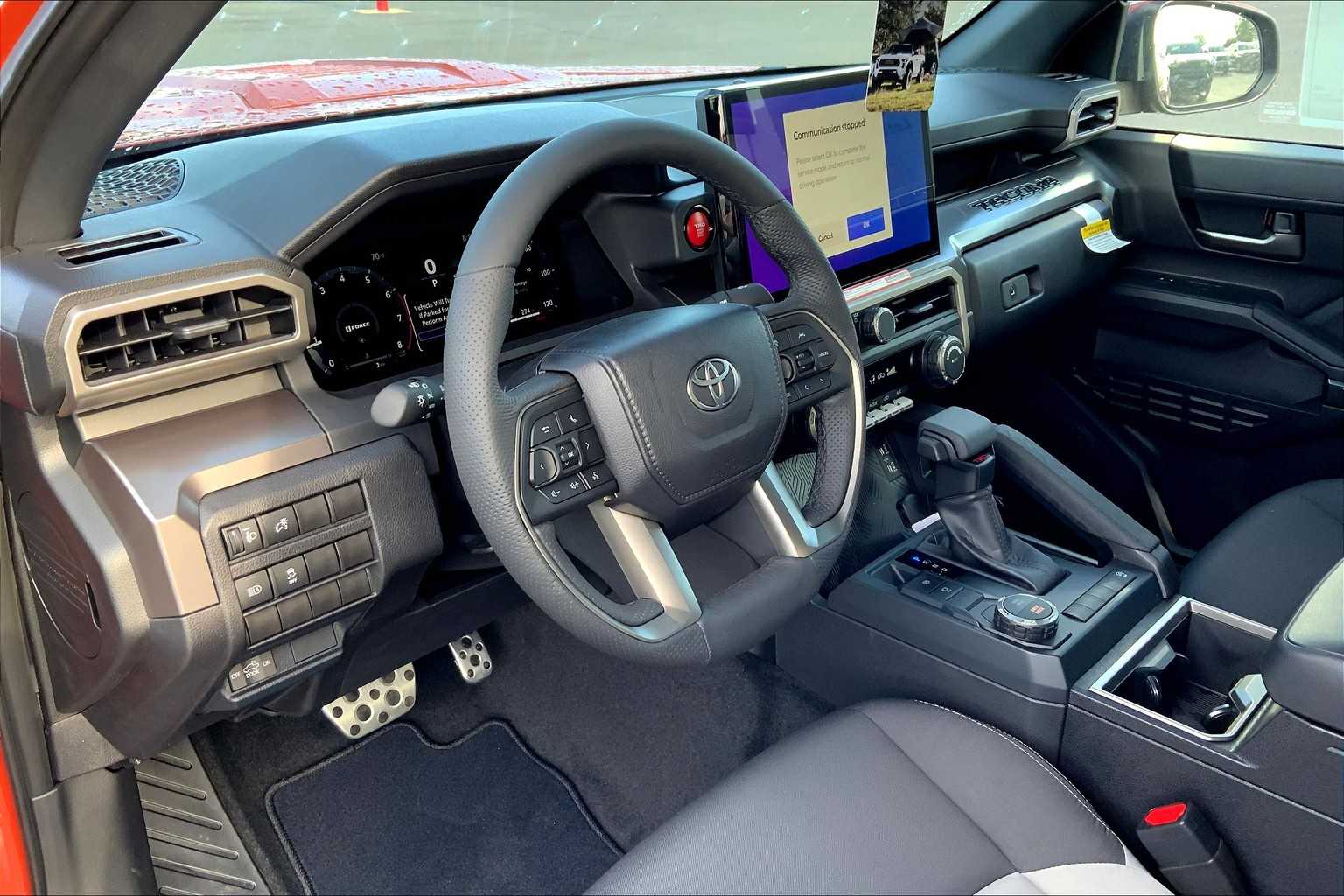Vehicle image 9 of 22
