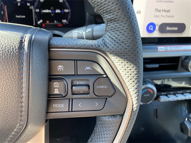 2025 Toyota Tacoma TRD Sport Image 11 of 15