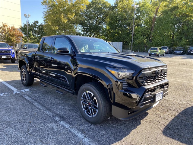 2025 Toyota Tacoma TRD Sport Image 1 of 15