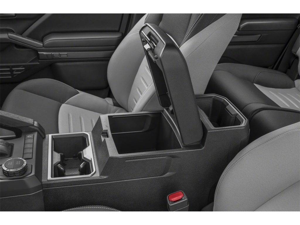 2025 Toyota Tacoma TRD Sport Image 7 of 12