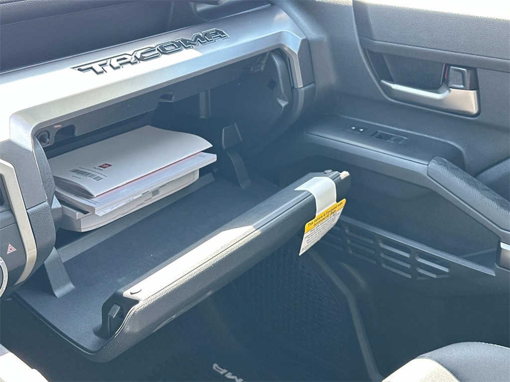 Vehicle image 32 of 32
