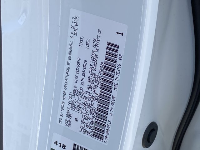 Vehicle image 19 of 20