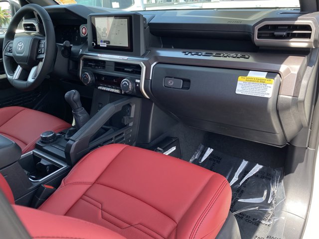 Vehicle image 10 of 20