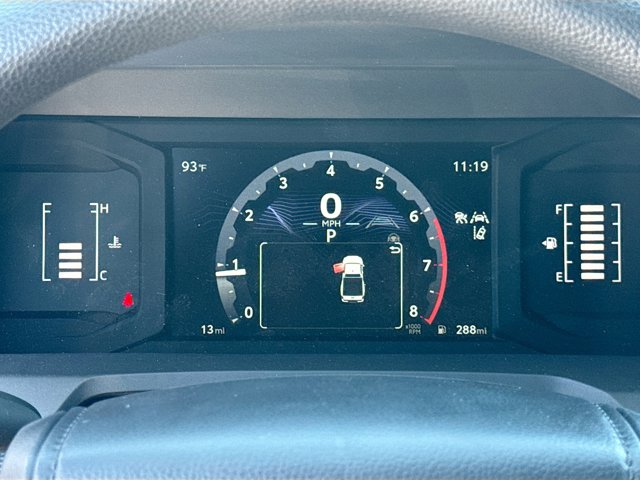 Vehicle image 18 of 30