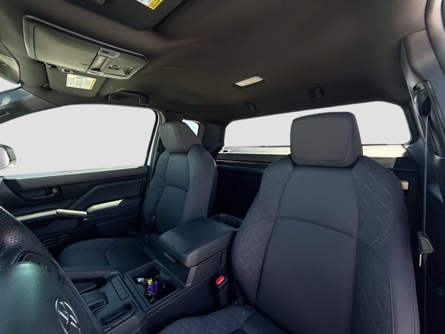 Vehicle image 12 of 30
