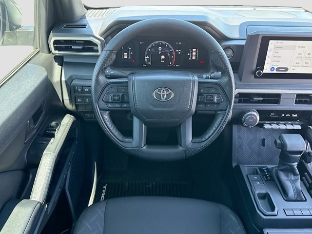 Vehicle image 16 of 30