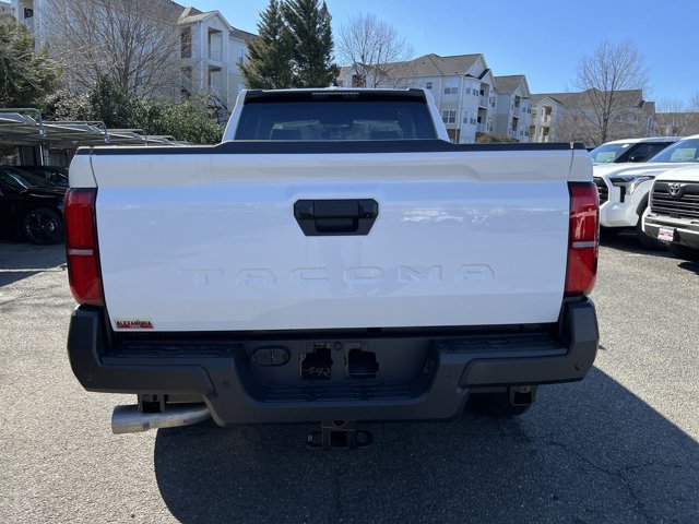 Vehicle image 4 of 10