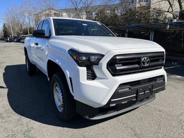 Vehicle image 5 of 10