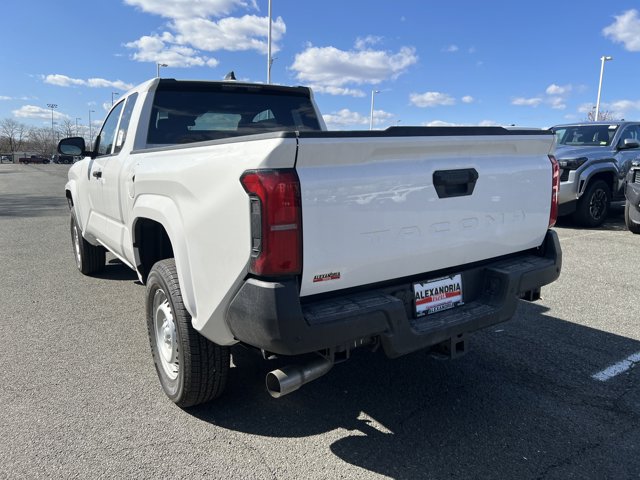 Vehicle image 6 of 10
