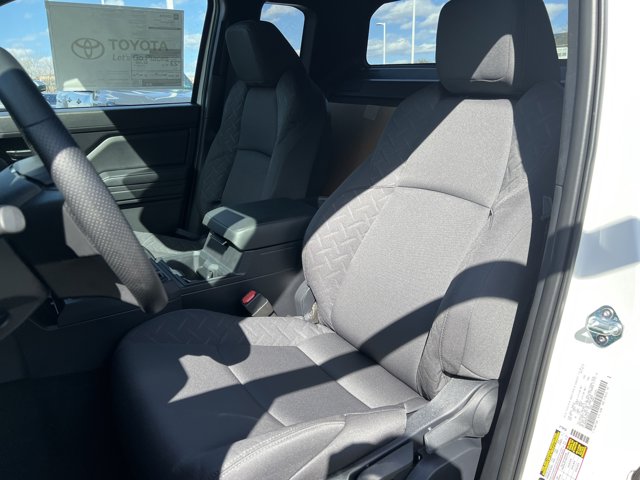 Vehicle image 9 of 10