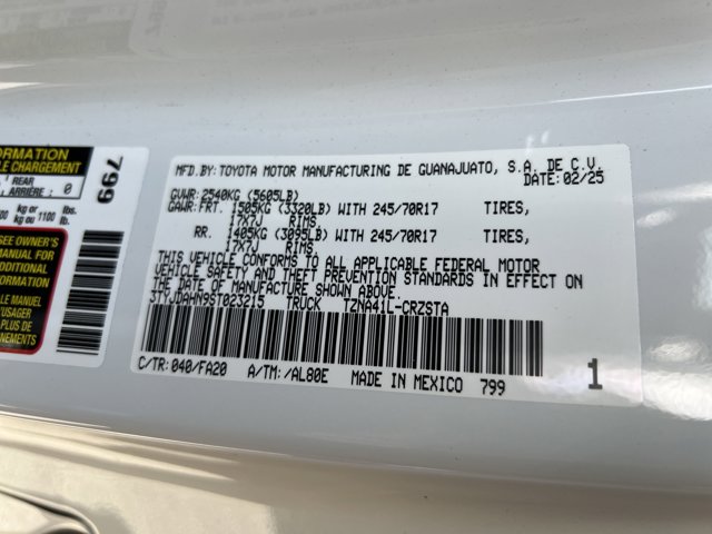 Vehicle image 8 of 10