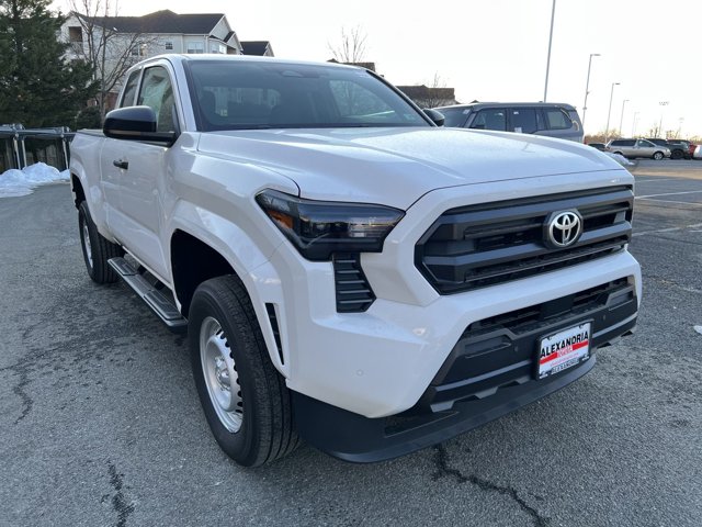 Vehicle image 5 of 10