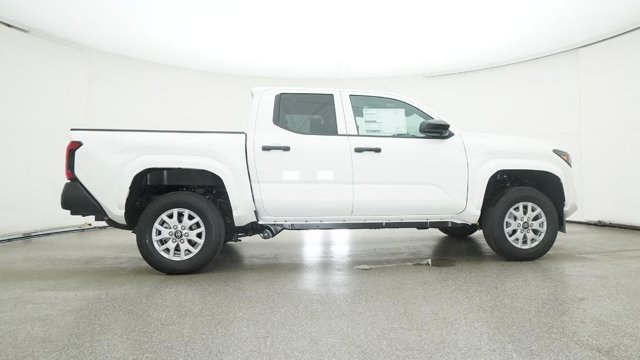 Vehicle image 14 of 32