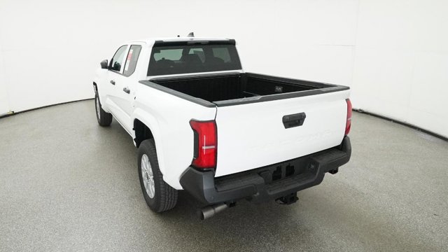 Vehicle image 25 of 32
