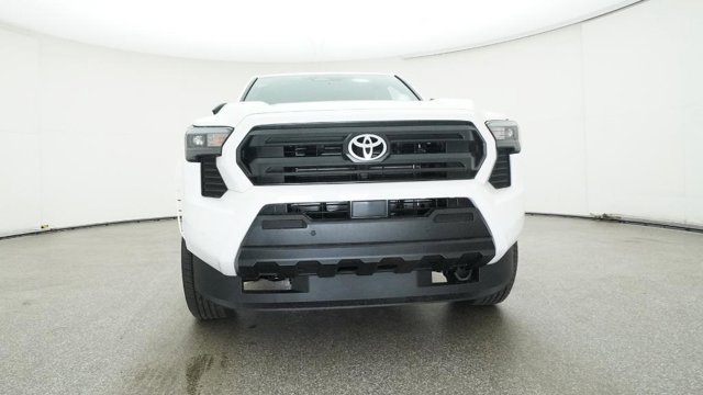 Vehicle image 8 of 32