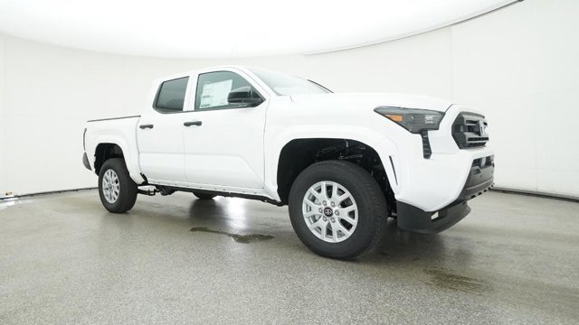 Vehicle image 26 of 32