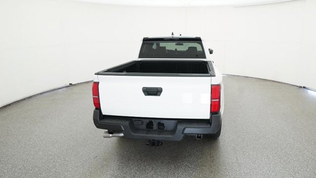 Vehicle image 28 of 32