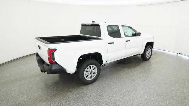 Vehicle image 17 of 32