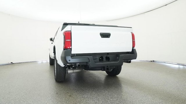 Vehicle image 29 of 32