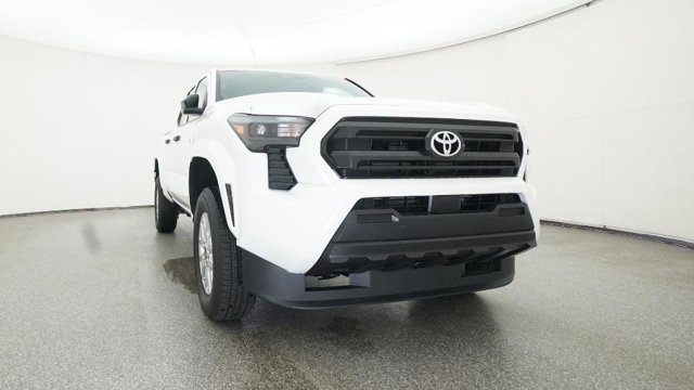 Vehicle image 11 of 32