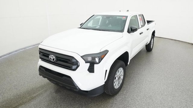 Vehicle image 3 of 32
