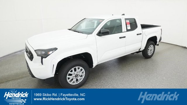Vehicle image 2 of 32
