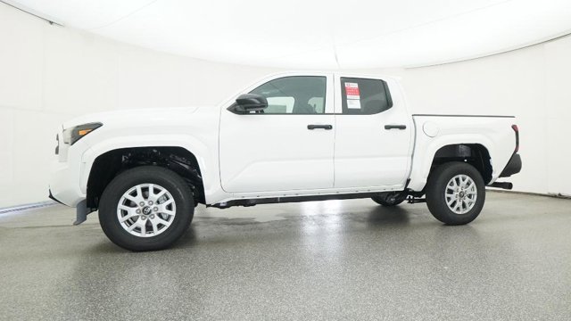 Vehicle image 4 of 32