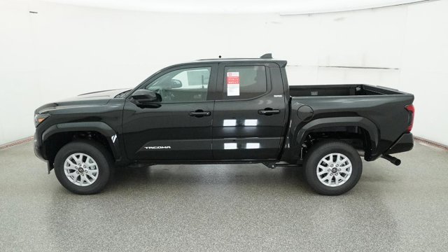 Vehicle image 28 of 32