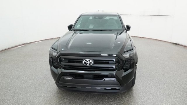 Vehicle image 6 of 32