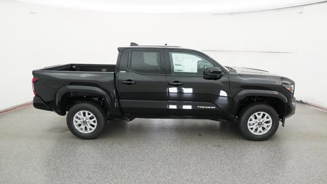 Vehicle image 13 of 32