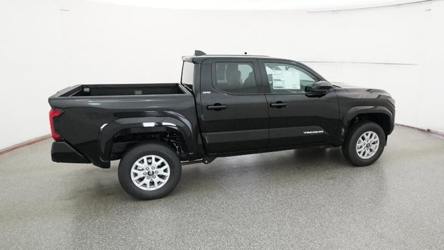 Vehicle image 16 of 32