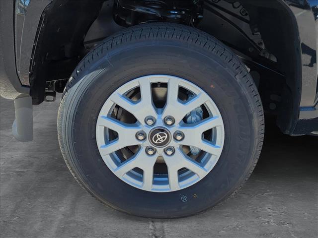 Vehicle image 10 of 18