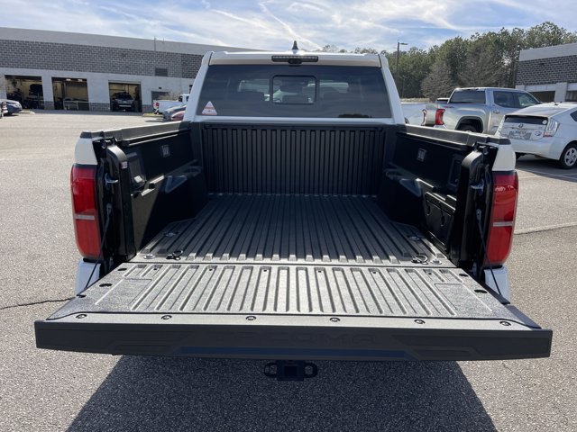Vehicle image 9 of 30