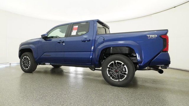 Vehicle image 21 of 33