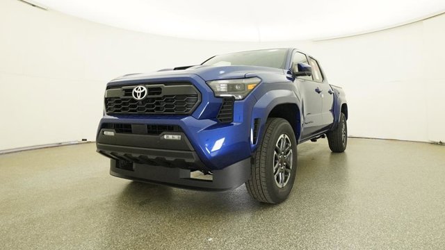 Vehicle image 28 of 33