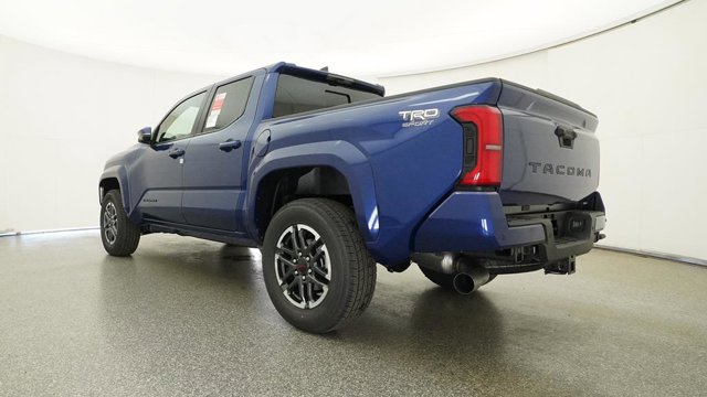 Vehicle image 8 of 33