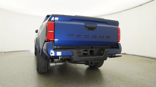 Vehicle image 31 of 33