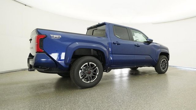 Vehicle image 23 of 33