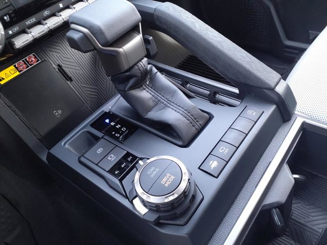 Vehicle image 20 of 21