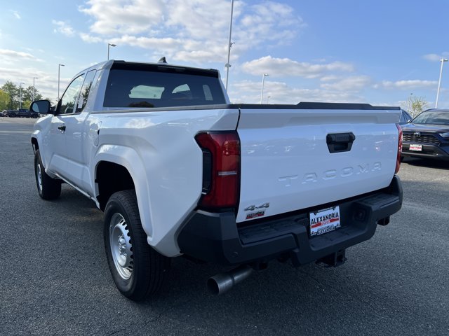 2025 Toyota Tacoma SR Image 5 of 10